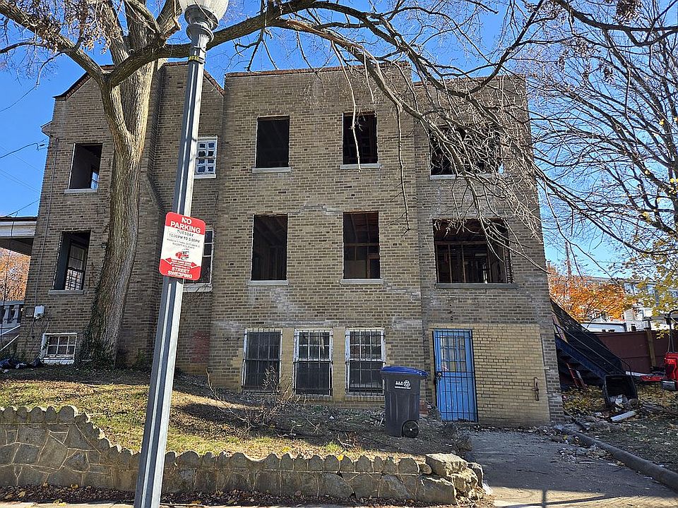2nd image of 822 Gallatin St NW