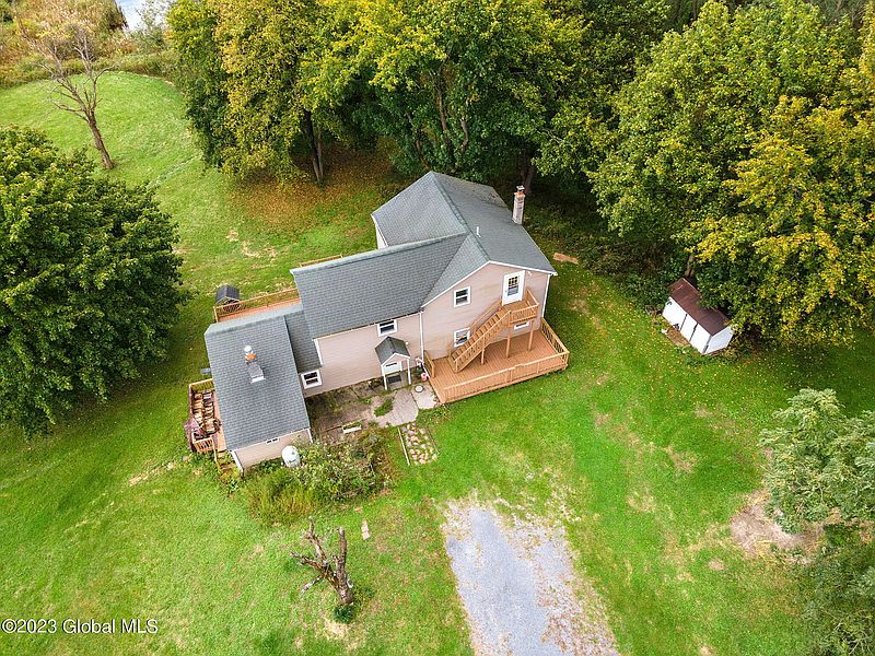 4th image of 132 Highbridge Road