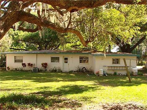 3rd image of 15042 Lake Magdalene Blvd