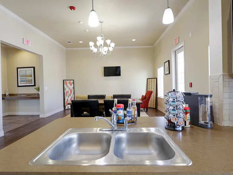 Live Oak Villas — Photo 12
