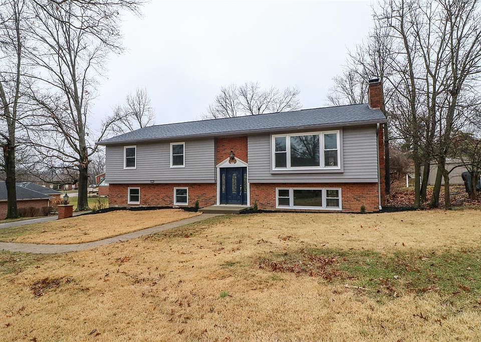 1st image of 446 White Oak Dr