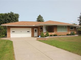 2 Felber Ln, Depew, NY 14043