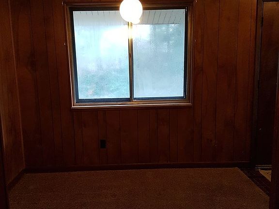 5th image of 500 Lakeside St