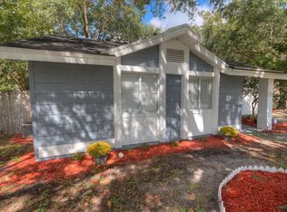 20 N Ulysses Dr, Apopka, FL 32703