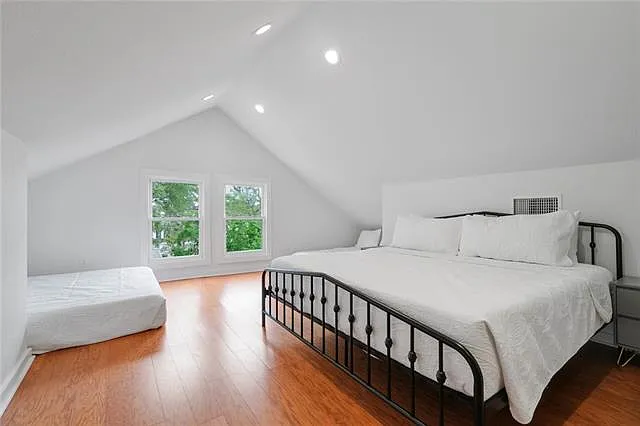 1740 Josephine St — Photo 19