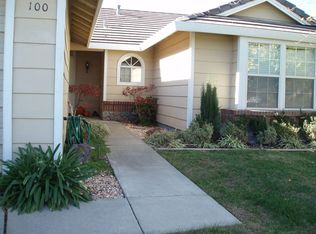 100 Amberwood Ct, Vacaville, CA 95688