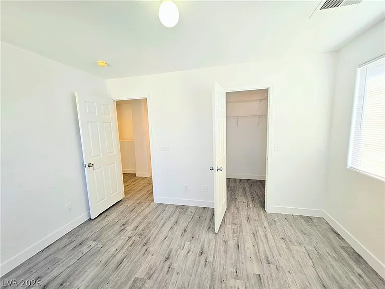 7858 Warwickshire Way — Photo 17