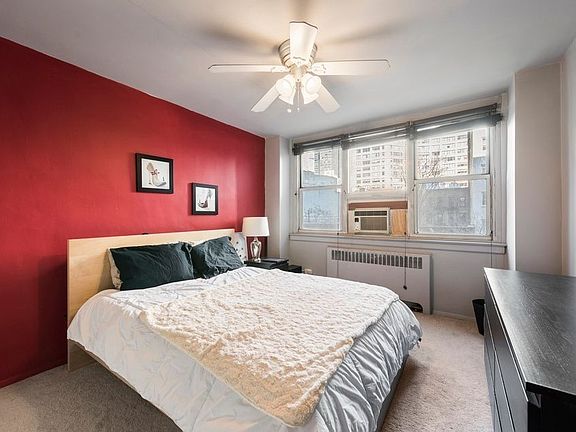 3rd image of 240 E 35th St APT 6K