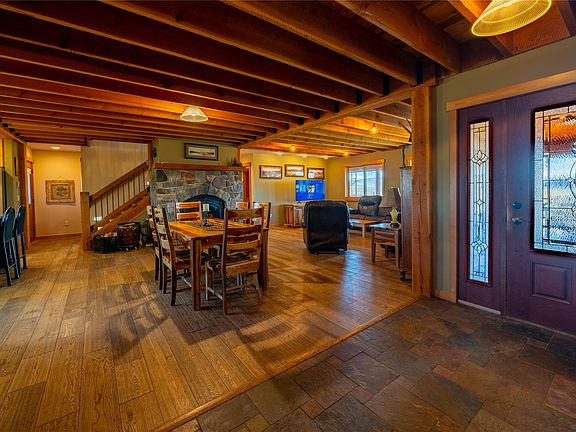 2nd image of 41719 Valley View Rd