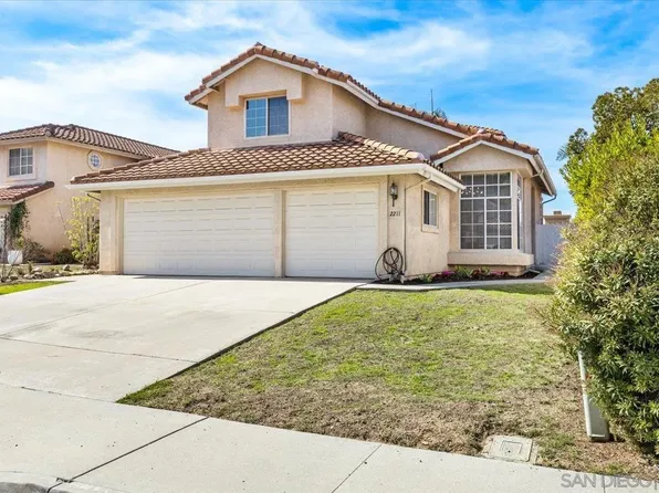 2211 Terracewood Ln, Escondido, CA 92026