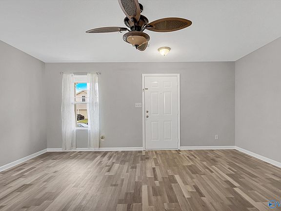 4th image of 16780 Wellhouse Dr