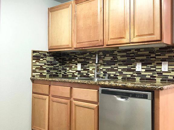 2nd image of 1820 V St APT 1