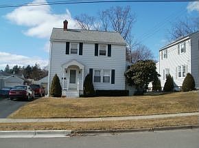 2nd image of 205 N Willis Ave