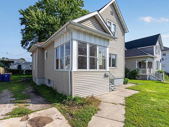 3rd image of 1618 61st STREET
