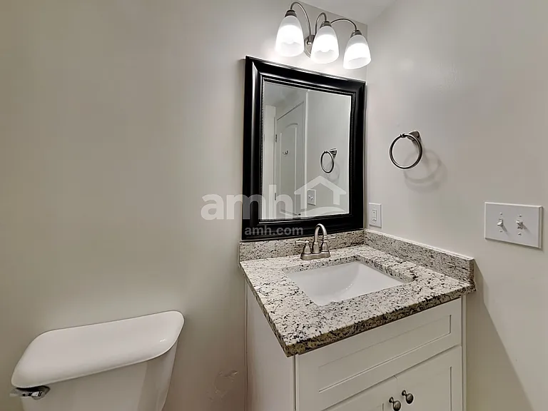 127 Paige Park Ln — Photo 7