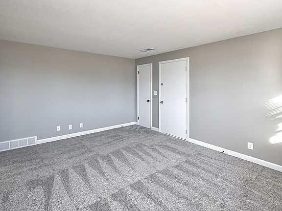 3rd image of 4732 S 77th Ave APT 1