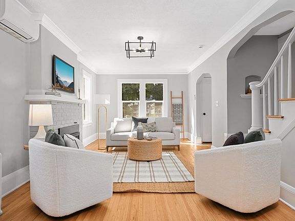 2nd image of 2129 Stanford Ave