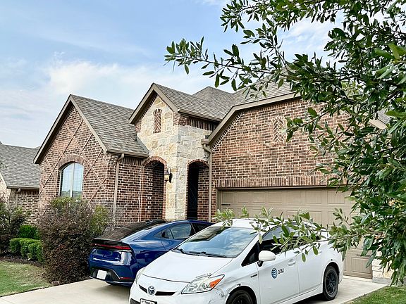 2nd image of 8501 Meadow Sweet Ln