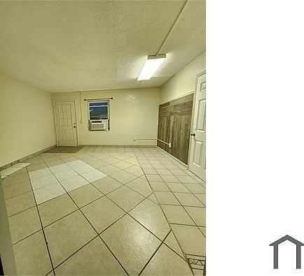 4th image of 4135 Commercial Dr