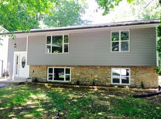 903 S 105th St, West Allis, WI 53214