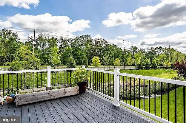 608 Mockernut Ct — Photo 24