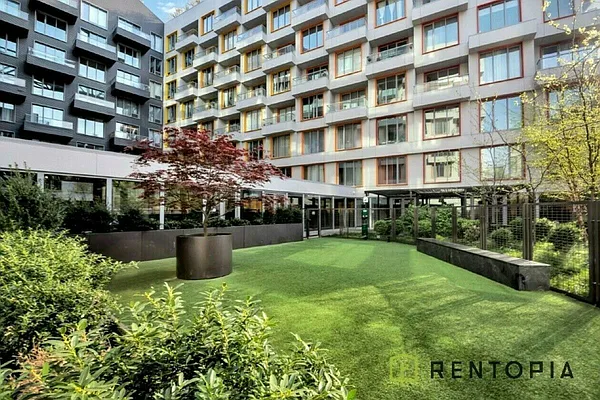 Rented by The KCI Group | media 52