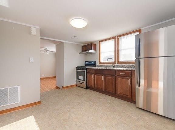 2nd image of 5240 S Parkside Ave #2