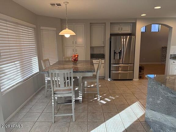 3rd image of 2932 S Chatsworth --