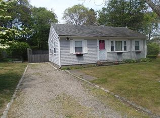 52 Ellsworth Dr, East Falmouth, MA 02536