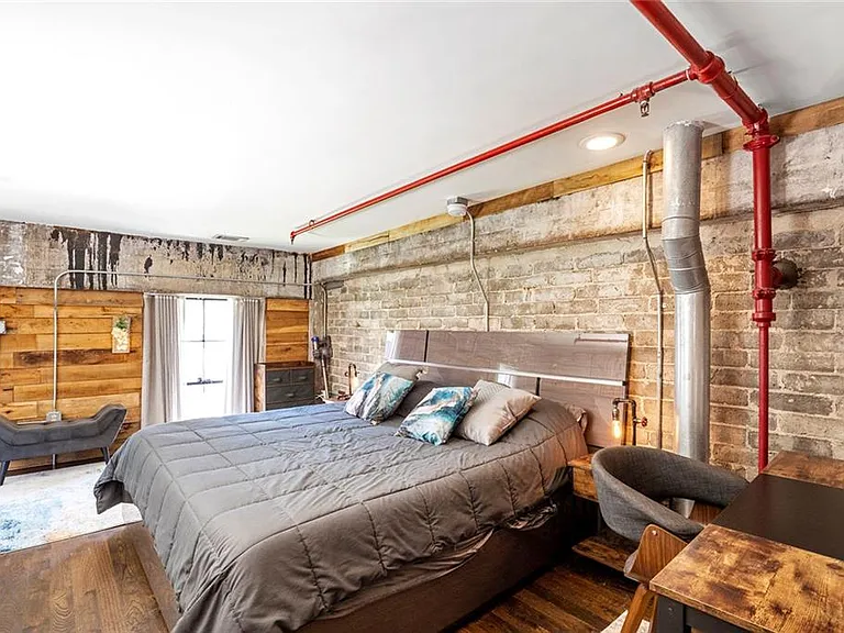 650 Glen Iris Dr NE #30 — Photo 16