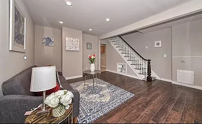 70 East 25th Street