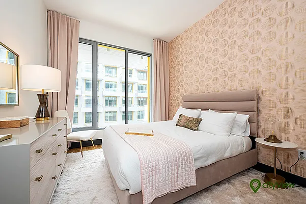Rented by The KCI Group | media 32