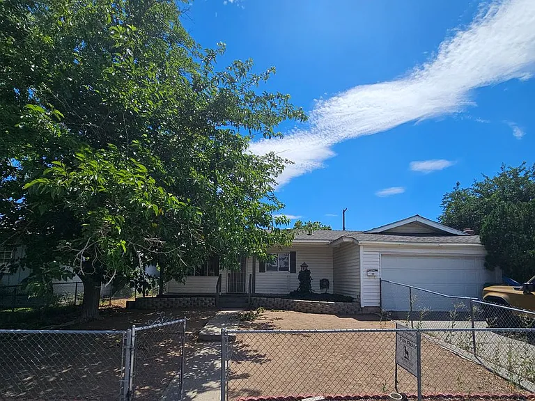231 Galleron Way — Photo 1