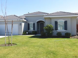 6814 Cattail Creek Way, Bakersfield, CA 93311