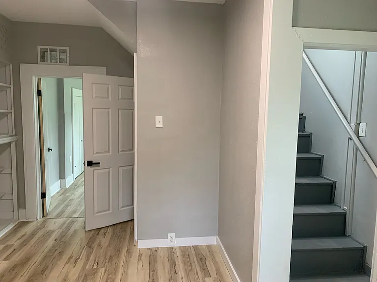 45 Beacon Ave — Photo 16