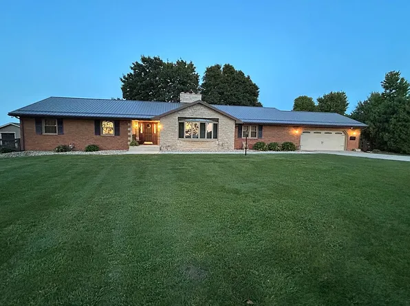 915 N Warpole St, Upper Sandusky, OH 43351