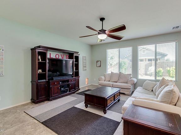 5th image of 21015 E Creekside Dr