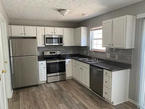 1611 N Star Ave Photo 1