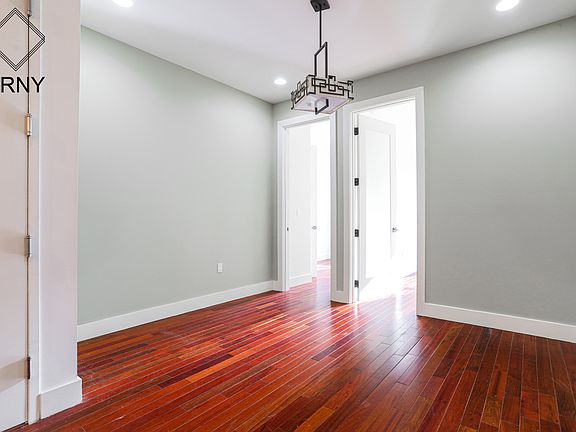 4th image of 1436 De Kalb Ave #2
