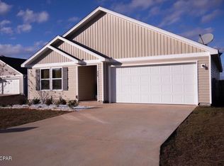 228 E Lockwood Way, Defuniak Springs, FL 32435