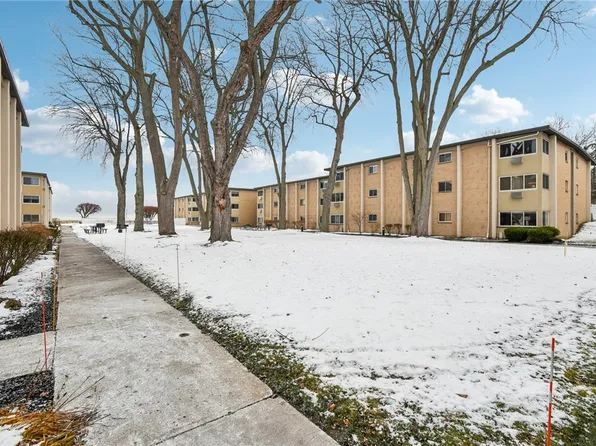 813 Westage At The Hbr, Rochester, NY 14617