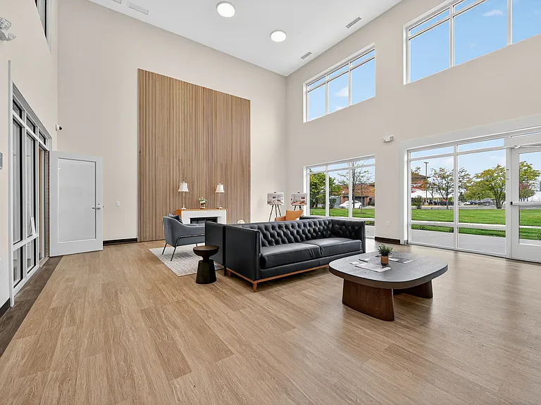750 Tower Dr — Photo 29