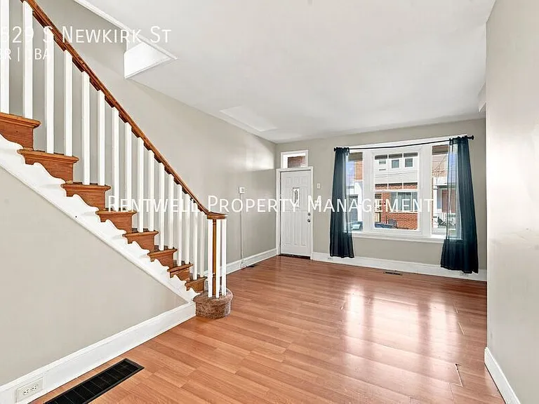 1529 S Newkirk St — Photo 3
