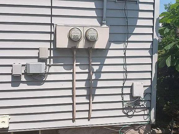 5th image of 16 Hickory St