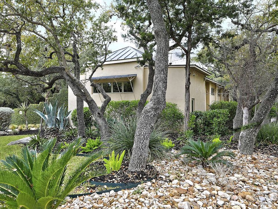 1st image of 111 Regents Park