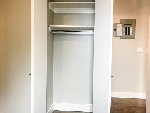 3rd image of 364 E 23rd St #3Q