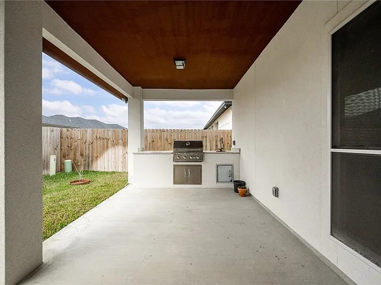7813 Iron Man Dr — Photo 26