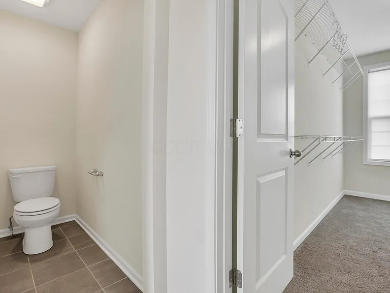241 Sunstone Ln — Photo 42