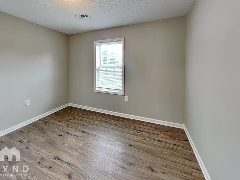 820 Clarence Jordan Ct — Photo 14