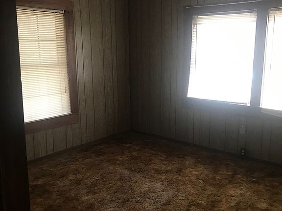 3rd image of 177 Horton St